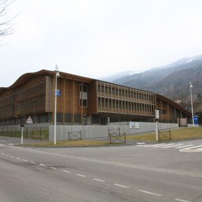 Grenoble - Isère Collège Allevard - entreprise de peinture - bâtiment - façade - Grenoble